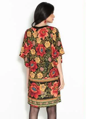 Farm - Vestido T-Shirt de Viscose Floral Heloisa Preto - FARM