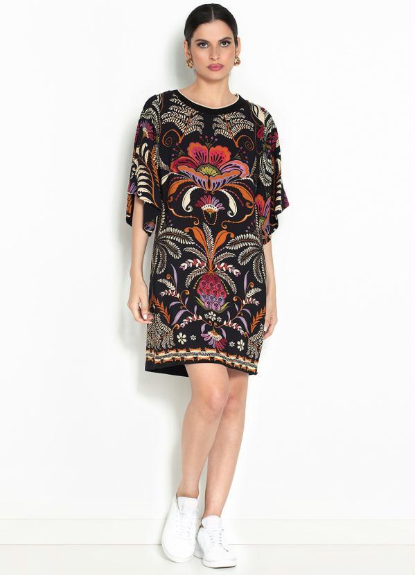 Farm - Vestido T-Shirt Jardim Clássico Preto 3