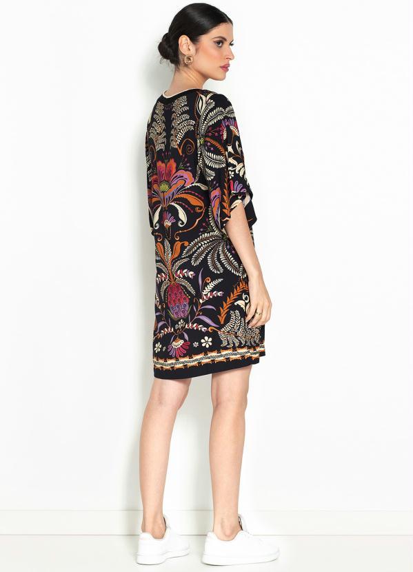 Farm - Vestido T-Shirt Jardim Clássico Preto 4