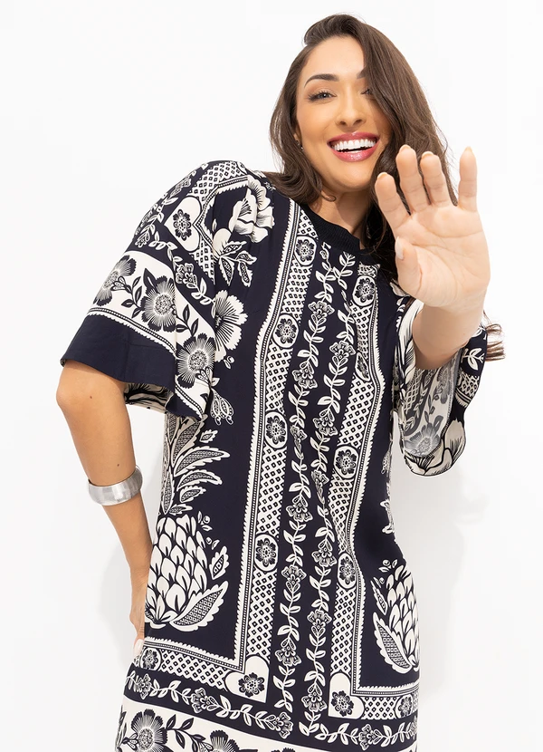 Farm - Vestido T-Shirt Jardim Romance 3