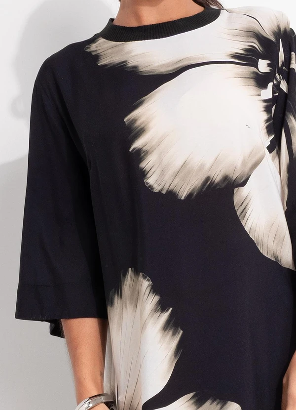 Farm - Vestido T-Shirt Maya Preto 6