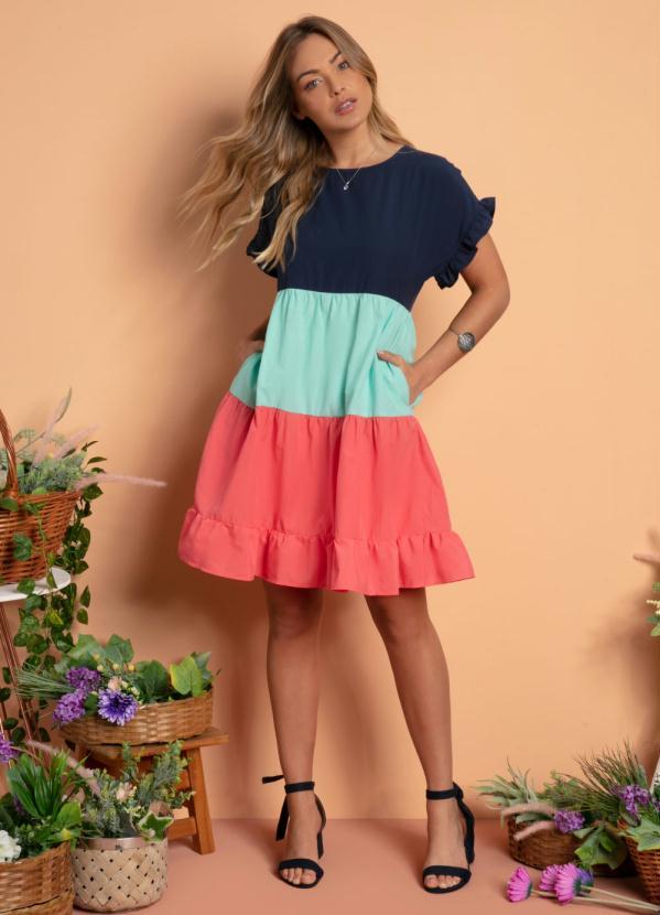 Quintess - Vestido Tricolor Soltinho com Franzidos 9