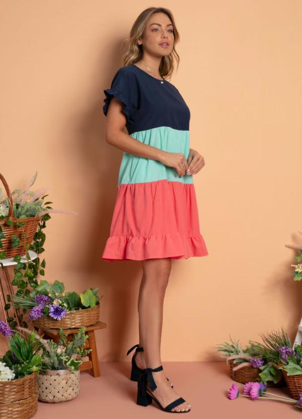 Quintess - Vestido Tricolor Soltinho com Franzidos 7