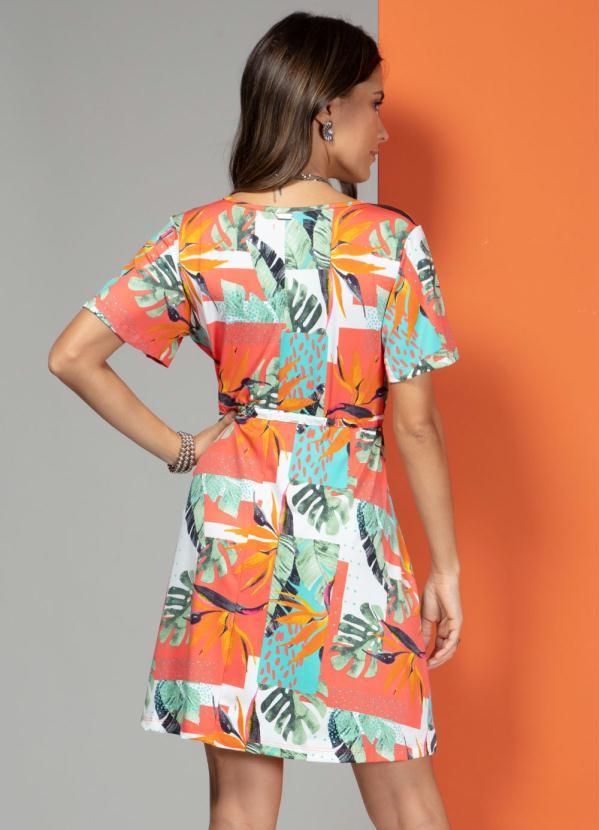 Quintess - Vestido Tropical Laranja com Transpasse 2
