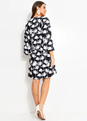 Quintess - Vestido Tropical P&B em Malha Fria - QUINTESS
