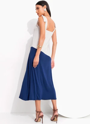 Quintess - Vestido Off White em Malha de Viscose - QUINTESS