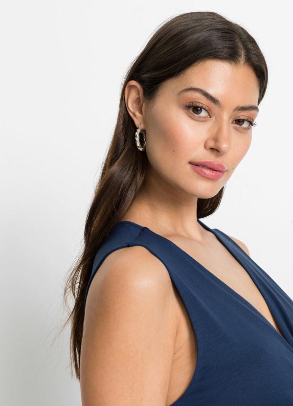 bonprix - Vestido Decote V com Broche Azul Escuro 3