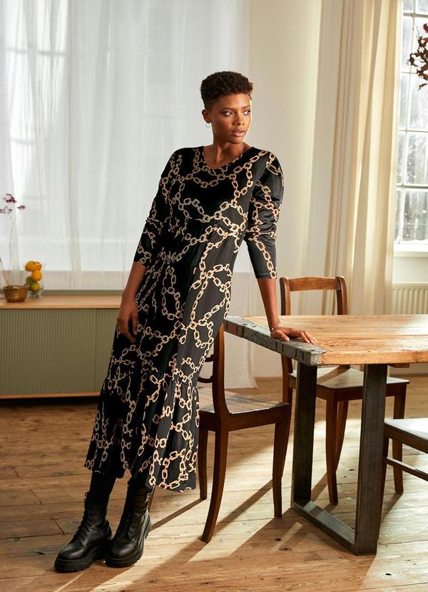 Queima Estoque - Vestido Amplo Estampado Preto 4