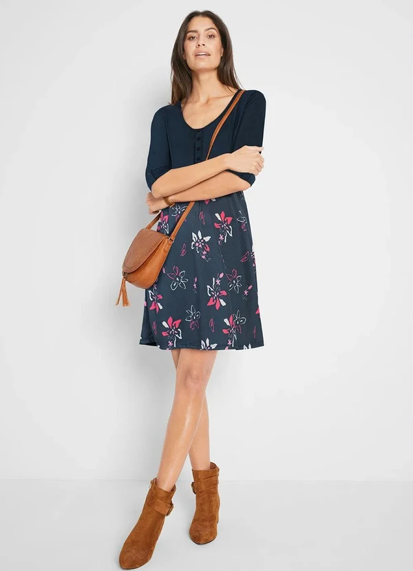 Queima Estoque - Vestido Decote Redondo Estampado Floral Line