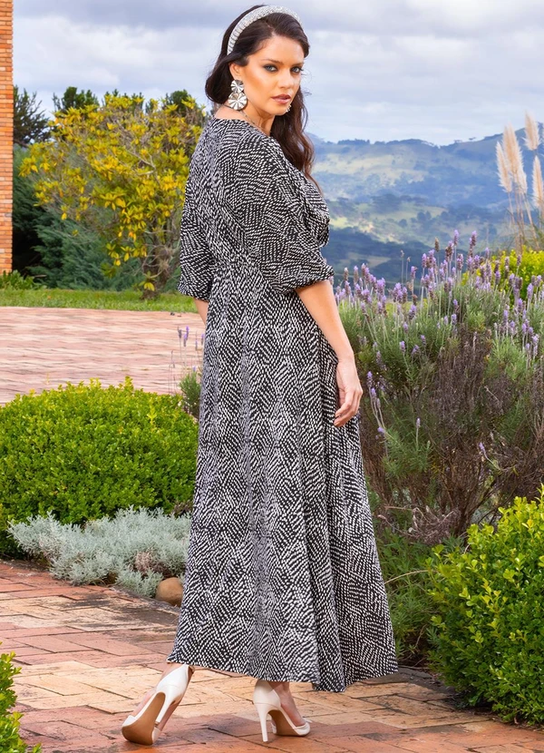 Quintess - Vestido Poá Ondulado em Malha de Viscose 5