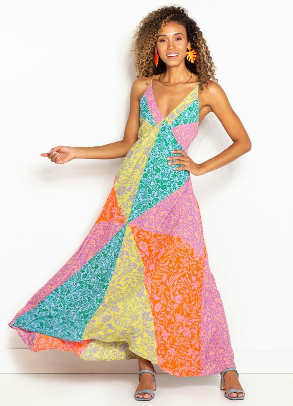 Farm - Vestido Cropped de Crepe Miudeza Tropical Estampado