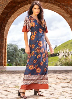 Quintess Vestido Floral Boho em Malha Fria