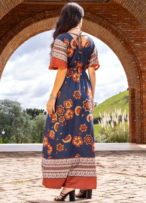 Quintess - Vestido Floral Boho em Malha Fria - QUINTESS