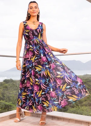 Quintess Vestido Floral Fundo Preto em Tule