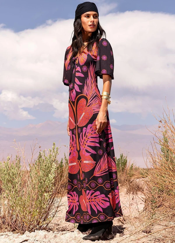 Quintess - Vestido Folhagem Barrada em Malha Fria 14