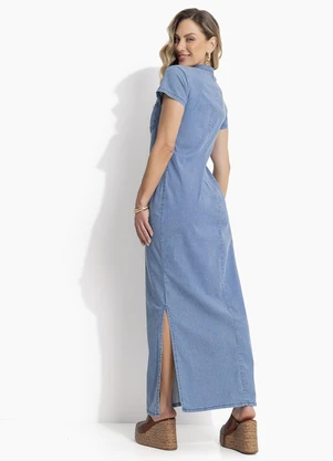 Quintess - Vestido Jeans Claro Longo com Gola e Bolsos - QUINTESS
