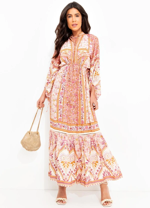 Farm - Vestido Longo em Viscose no Meu Jardim Rosa