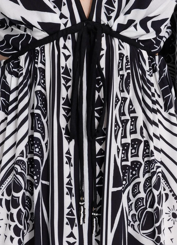 Farm - Vestido Longo em Viscose Preto 7