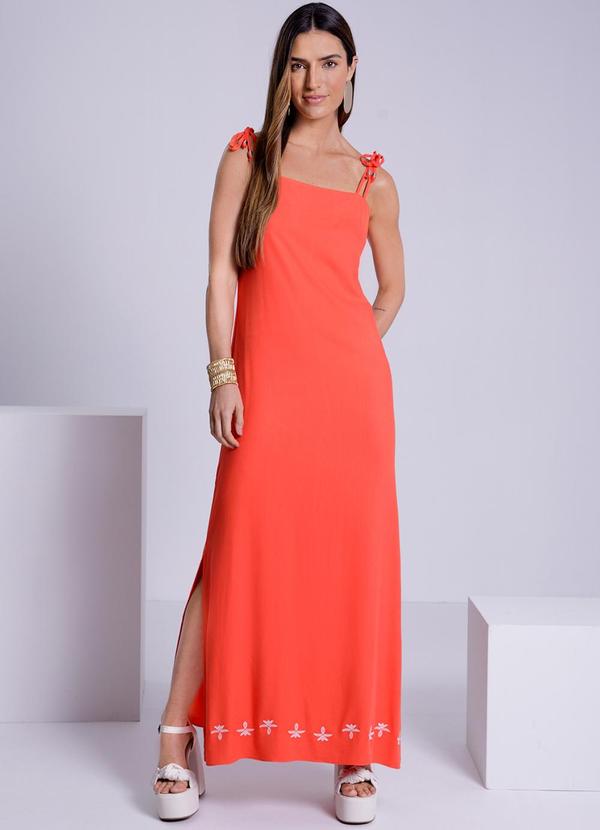 Lunender - Vestido Longo Reto em Viscose Vermelho