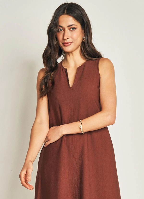 Doce Trama - Vestido Longo sem Manga em Viscoflow Marrom 3