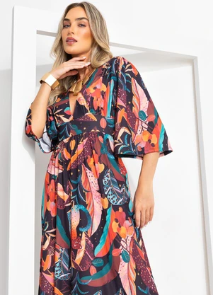 Quintess - Vestido Longo Tropical Preto com Mangas Amplas - QUINTESS