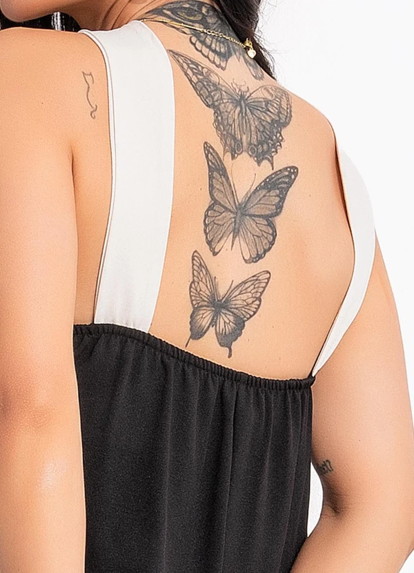 Quintess - Vestido Preto em Crepe Plano 12