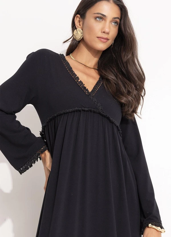 Quintess - Vestido Preto em Malha Crepe 14