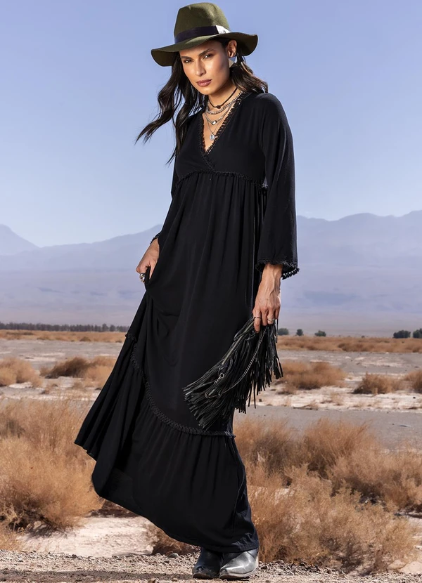 Quintess - Vestido Preto em Malha Crepe 9