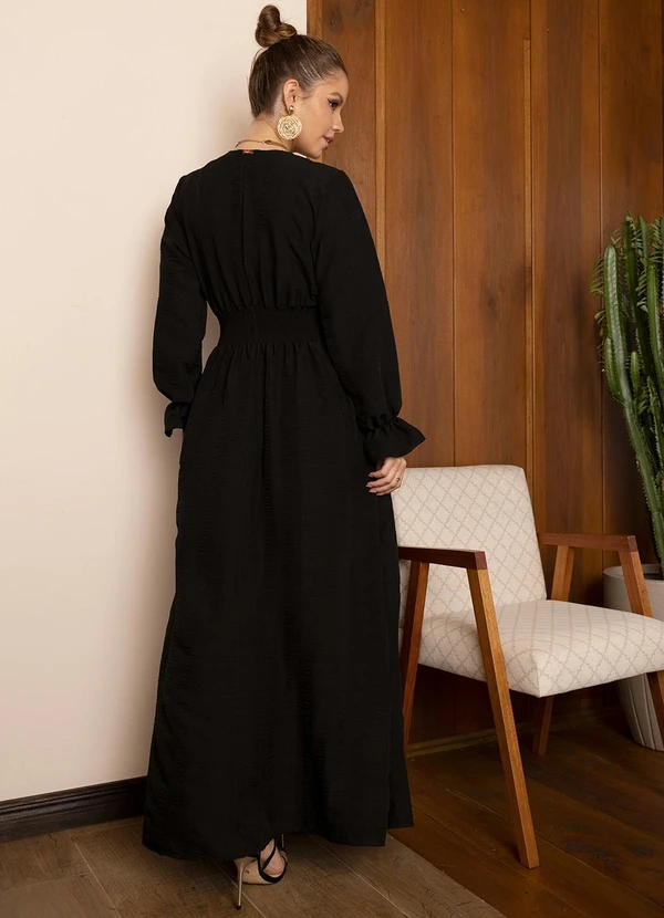 Quintess - Vestido Preto Longo em Tecido Plano Maquinetado 3