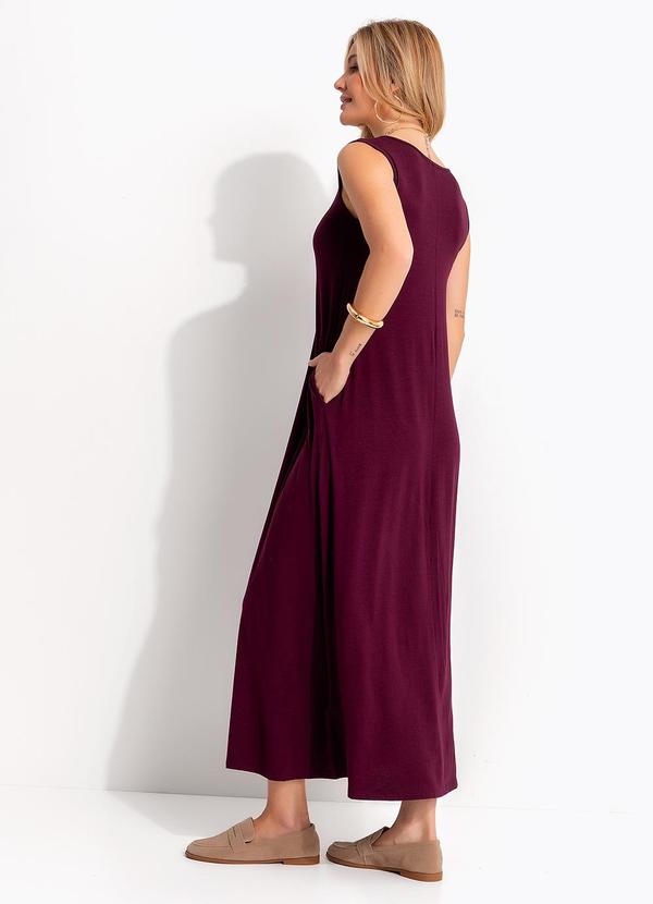 Quintess - Vestido Longo Soltinho de Malha com Bolsos e Decote V 3
