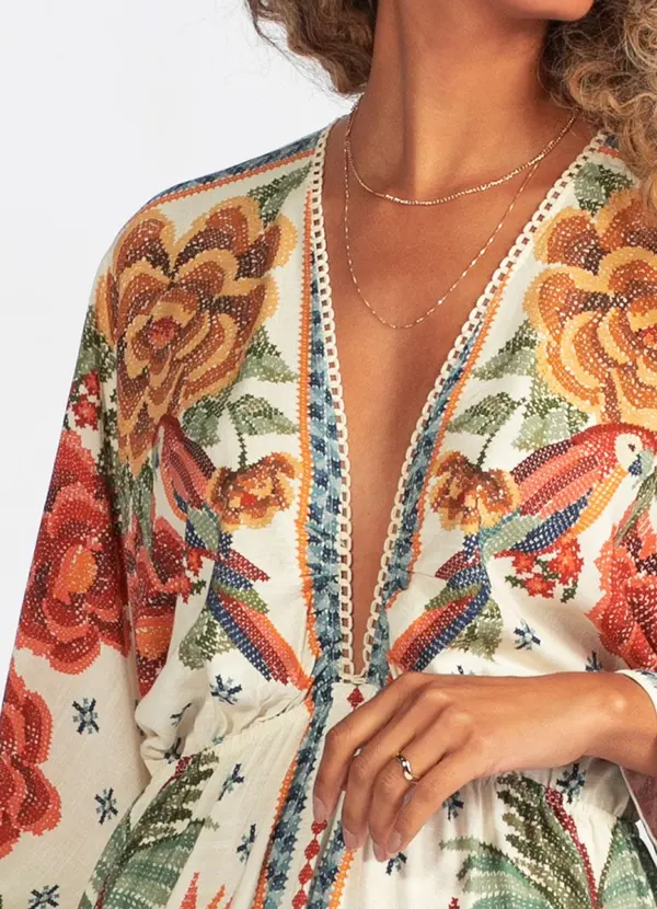 Farm - Vestido Viscose Rio de Cor Bege 3