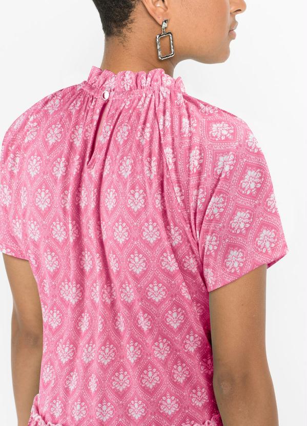 Queima Estoque - Vestido com Babadinhos Manga Curta Paisley Rosa 2