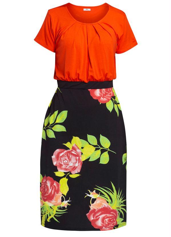 Queima Estoque - Vestido Manga Curta Floral Dark 7