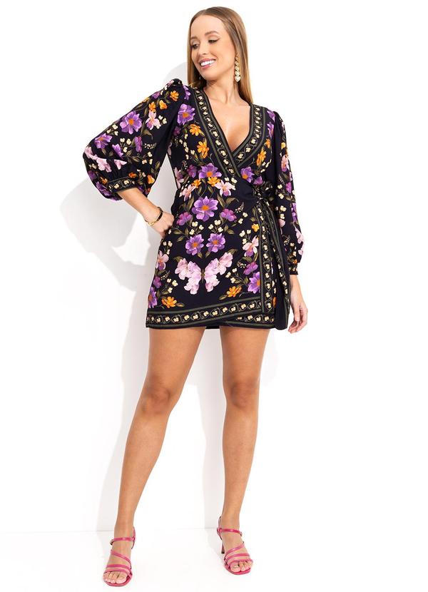 Farm - Vestido Curto Borboleta em Flor Preto 6