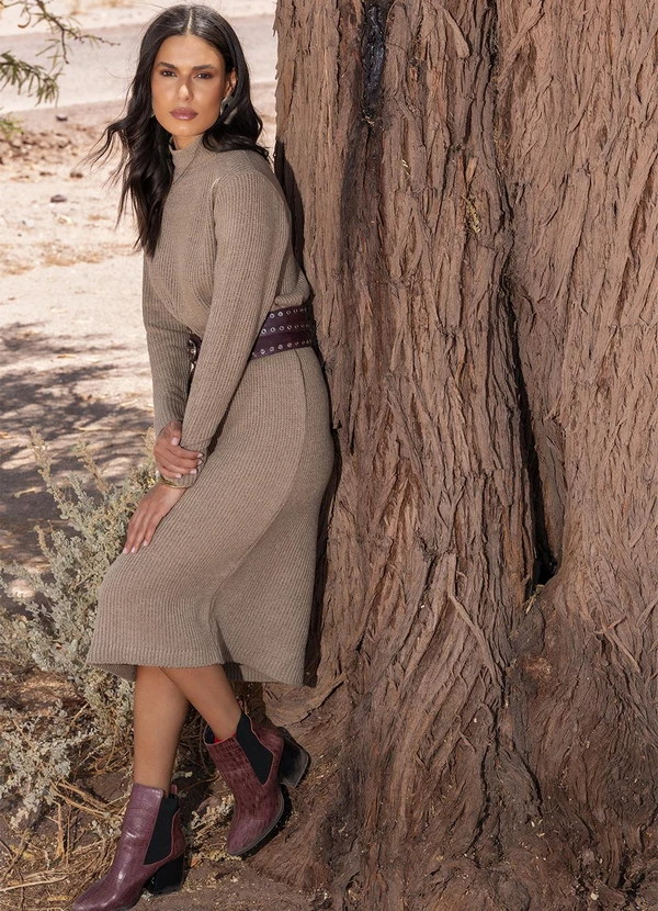 Quintess - Vestido Bege em Tricô 8