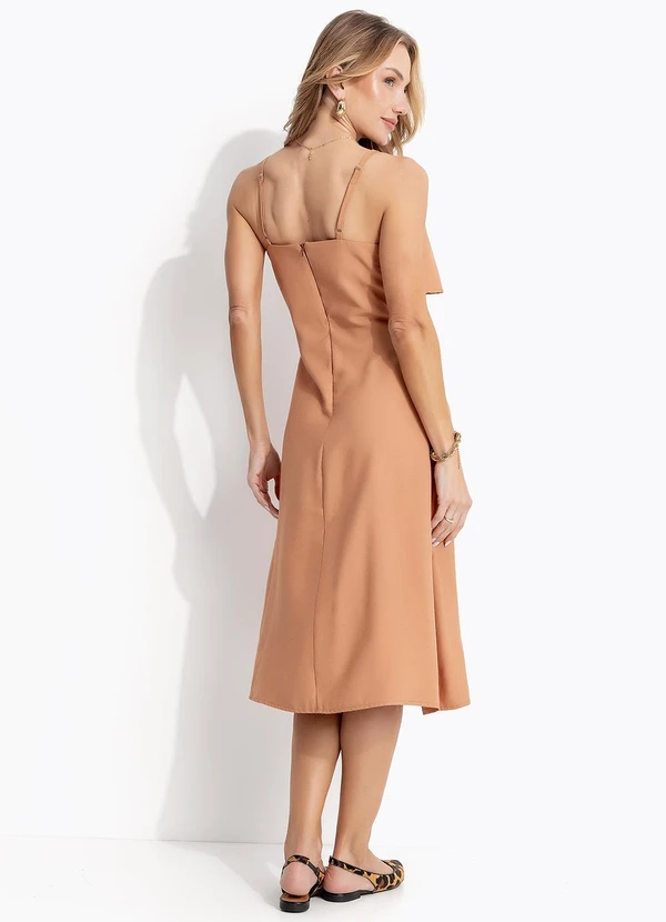 Quintess - Vestido Camel em Crepe Plano 2