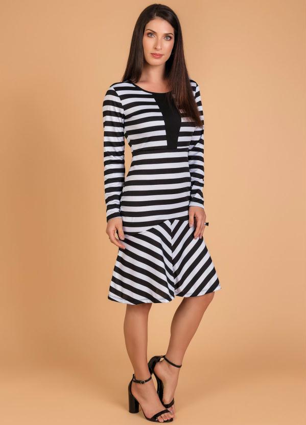 Outlet - Vestido com Babado Listrado Moda Evangélica 3