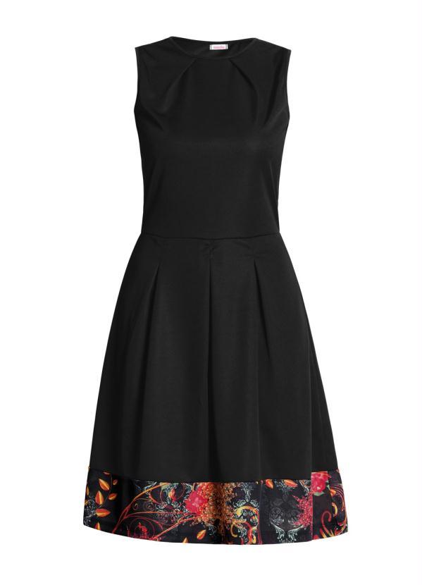 Rosalie - Vestido com Recorte Preto Moda Evangélica 7