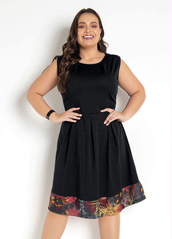 Rosalie - Vestido com Recorte Preto Moda Evangélica 8