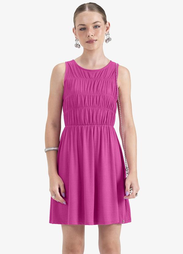 Minty - Vestido Curto em Viscose Maquinetada Rosa