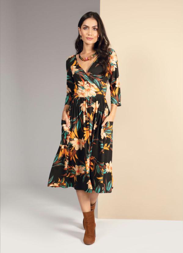 Quintess - Vestido Dark Floral com Mangas 3/4