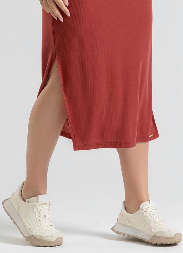 Cativa - Vestido em Tecido Texturizado Marrom Escuro 4