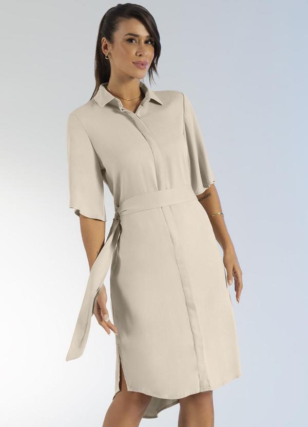 Gris - Vestido Estilo Camisa com Botões Bege