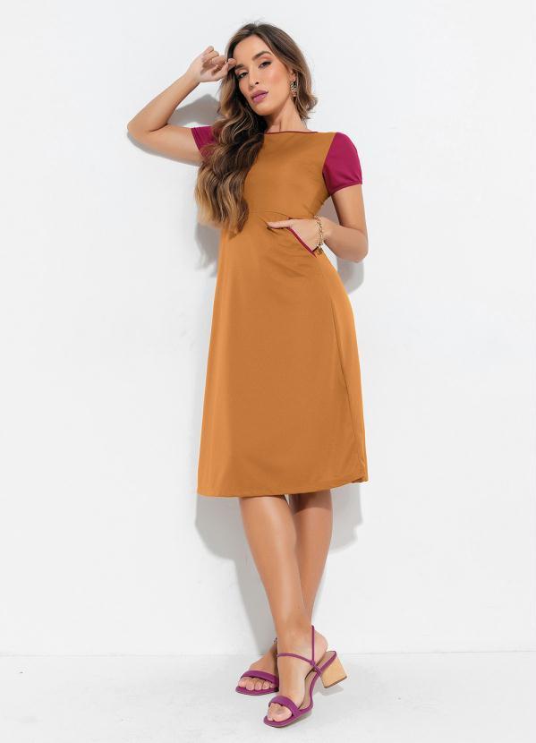 Outlet - Vestido Evasê Caramelo e Bordô Moda Evangélica 3