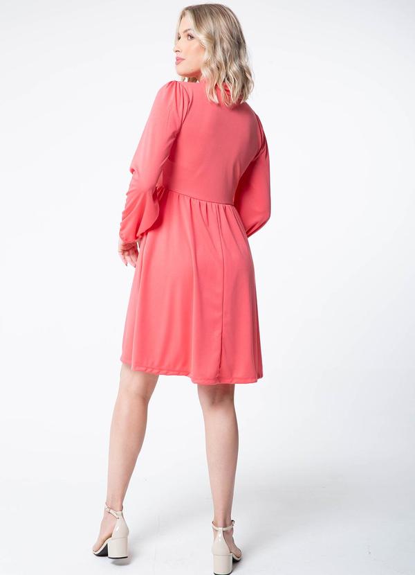 Misiss - Vestido Evasê e Gola Halter Iza Rosa 4