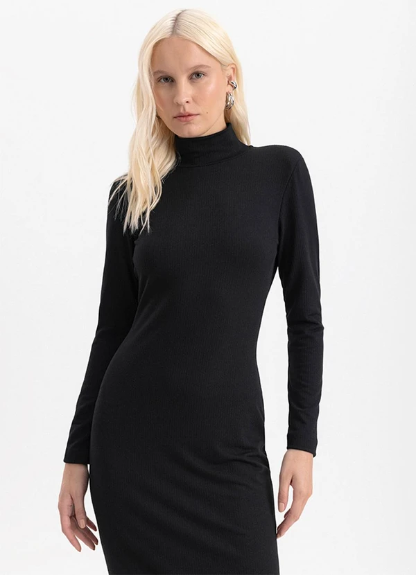 Essendi - Vestido Feminino Midi Preto 3