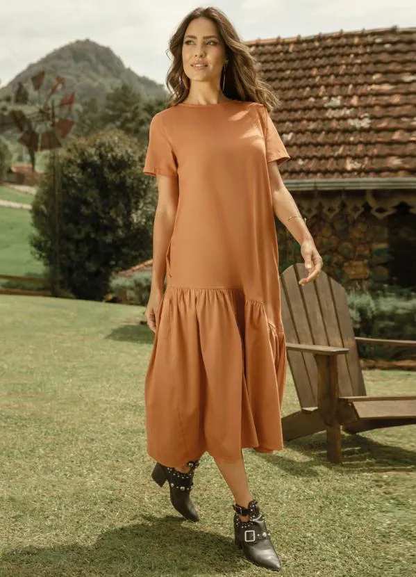 Quintess - Vestido Ferrugem com Bolsos e Barra Assimétrica