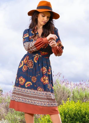 Quintess - Vestido Floral Boho em Malha Fria - QUINTESS