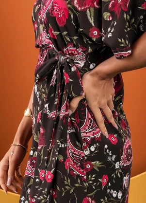 Quintess - Vestido Floral Folk em Malha de Viscose - QUINTESS