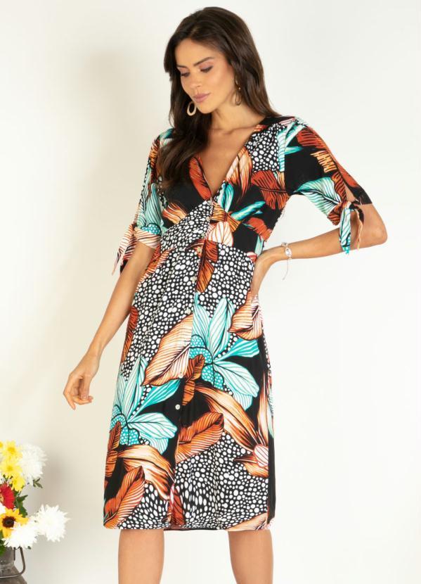 Vestido (Floral Preto) com Abertura em Botes